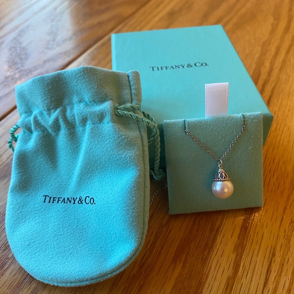Tiffany & co Ziegfeld Collection Pearl Necklace